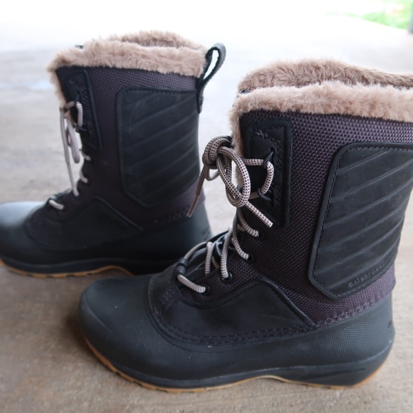 The North Face Waterproof Snow Boots - Picture 3 of 11